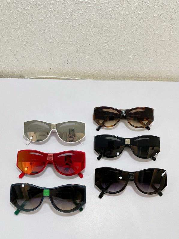 Picture of Givenchy Sunglasses _SKUfw44932750fw